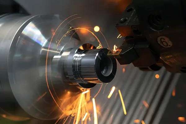 NC旋盤による旋削加工